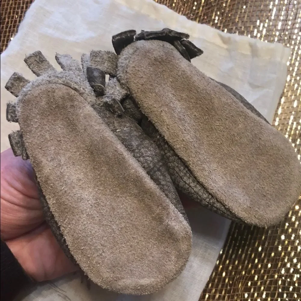 Starry night design moccasins 0-3 months (1513)